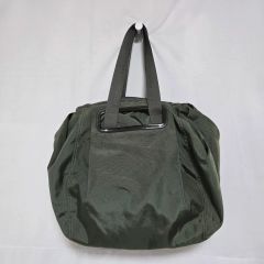 PRADAオリーブグリーン ナイロンフリル付きショルダーバッグ - メルカリ