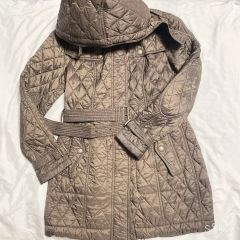 BURBERRY BRIT ノバチェック キルティング ダウンコート カーキ - メルカリ