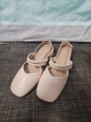 BENIR ウェディングシューズ 37 / サテン スリングバック / 箱付き
