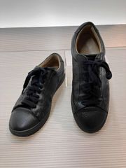 UGG ENERG レザースニーカー 26cm 黒 軽量 - メルカリ