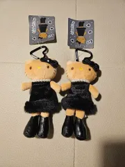 ハローキティ ぬいぐるみ キーホルダー ブラック ドレス