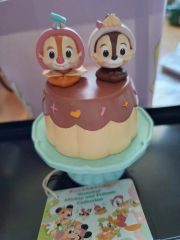 ディズニーピン 食べ物 アイス マカロン フルーツ キャスト - メルカリ