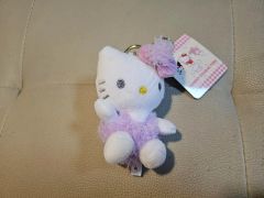 チャーミーキティ】北海道限定 ラベンダー ファーキーホルダー - メルカリ