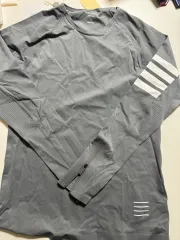 トム・ブラウン 長袖 Tシャツ グレーのサムネイル