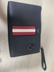 非売品】HARRIER × BARNEYS NEWYORK バーニーズクラッチ - メルカリ