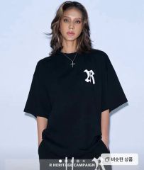 Rosé Muse Sporty logo T-shirt ブラック - メルカリ