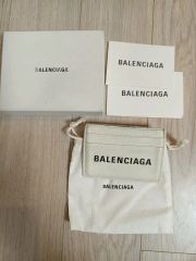 BALENCIAGA ポルトフォイユ 三つ折り財布 ホワイト - メルカリ