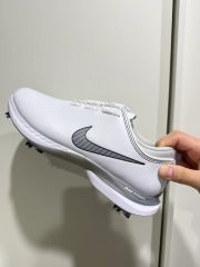 新品】ナイキNIKE エアズームビクトリーツアー3ボアBOA 28.0 - メルカリ