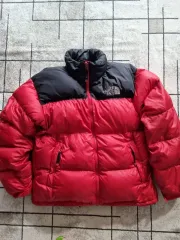 THE NORTH FACE ザノースフェイス レッド ヌプシ Nuptse(ヌプシ) 700 ダウン サイズ M