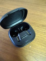 美品（正規品）Apple AirPods 4世代 片耳 L 片方 左耳 ノイズキャンセ