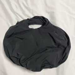 COS コス トートバッグのサムネイル