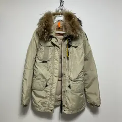 PARAJUMPERS ダウン アウター ベージュ Sのサムネイル