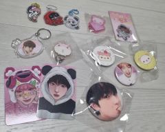沙花叉クロヱ 台湾 FANFANS CAFE アクリルスタンド - メルカリ