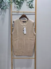 ニットベスト