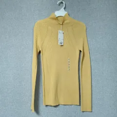 UNIQLO ユニクロ 新品 S) ハイネック リブニットのサムネイル