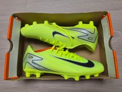 Nike マーキュリーアルスパイク 新品未使用 トップモデル 天然芝使用
