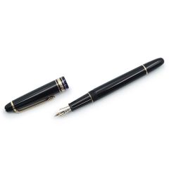 カルティエ黒い万年筆 青い宝石付き18k750 - メルカリ