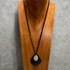 珊瑚瑪瑙と出雲瑪瑙 碧玉の57センチネックレス - メルカリ