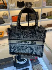 正規品 ディオール ブック トート ミディアム バッグ