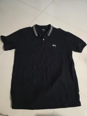 L STUSSY ステューシー ブラック KARA（カラ） 半袖 Tシャツ