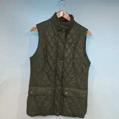 BARBOUR バブアー キルティング レディース ベスト 正規品のサムネイル