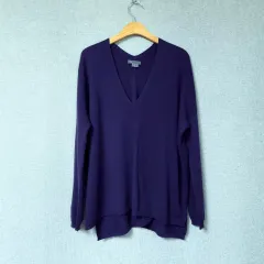 Vince オーバーサイズ Vネック ニット PURPLEのサムネイル