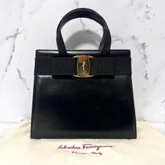 ◇美品◇フェラガモ　ヴァラリボン　ハンドバッグ　カーフレザー　ブラック　F