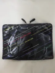 バレンシアガ クラッチバッグ 正規品