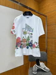 FENDI フェンディ 半袖Tシャツ 白 フラワー 夏用 ラウンドネック