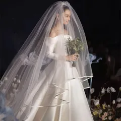 人気商品 美しいウェディングベール　後ろ姿も華やか　結婚式用　シンプル