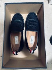 試着程度 THOM BROWNE トムブラウン ローファー サイズ9 27cm - メルカリ