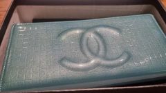 希少】 シャネル パイソン 長財布 ゴールド金具 ラウンドファスナー 18
