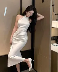 人気商品 イブニングドレス ホルターネック ミモレ丈 タイト パーティー/結婚式/二次会 高級感 上品見え 裏地あり パーティー/結婚式/二次会/披露宴/ナイトクラブ/ラウンジ S～XL 光沢感 ドレスコード対応 裏地 サイズ展開S～XL