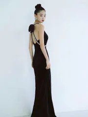 人気商品 ビジュー輝くベロアドレス  リボンバックスタイル♪結婚式 パーティーのサムネイル