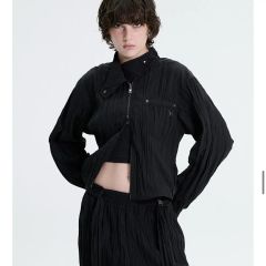 LA PEAU DE GEM toggle blouse black - メルカリ