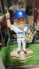 断*！様 【非売品・限定品】LA Dodgers 山本由伸&ヨッシー コラボ ボ 非売品・限定品】LA Dodgers 山本由伸&ヨッシー コラボ ボブルヘッド