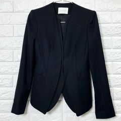 ベイジ ノーカラージャケット スーツ セットアップ 日本製 黒 2 - メルカリ