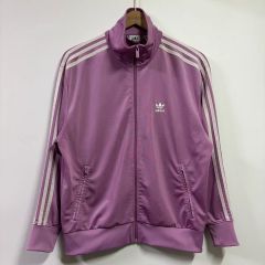 アディダス  セットアップ 上下セット 紫ラベンダーL Mサイズ アディダス adidas セットアップ 上下セット 紫ラベンダーL Mサイズ
