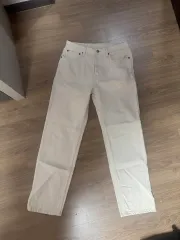 ZARA ザラ ストレートフィット ホワイトデニム 31サイズ 出品