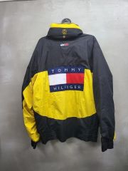 希少)TOMMY HILFIGER ナイロンジャケット 黒/黄色 - メルカリ