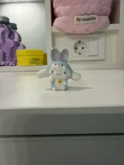 パステルカラーのうさぎキャラクター、シナモロール