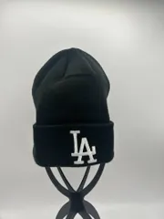 NEW ERA ニューエラ LA ロサンゼルス ドジャース ロゴ 刺繡 ニット帽 ビーニー キャップ 帽子 ブラック フリーサイズ P-06
