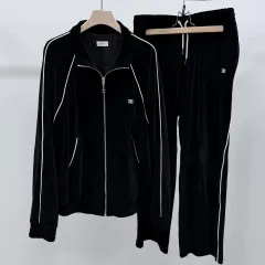 2026年最新】celine セットアップ ベロアの人気アイテム - メルカリ