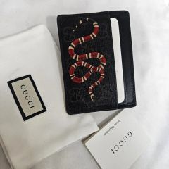 GUCCI 蛇デザイン カードケース - メルカリ