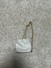 値下げ中】 ジェニ着用NIEEH 白 ハンドバッグ - メルカリ