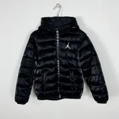 ジョーダン ブラック ダウン アウター キッズ 130 10 11 12 ラデン ヴィンテージのサムネイル