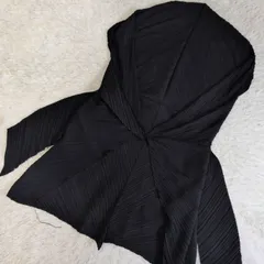 美品✨ISSEY MIYAKE イッセイミヤケ プリーツビッグパーカー カーディガン フーディ 羽織り ブラック 黒 Lサイズ バックリボン 男女兼用 ユニセックスのサムネイル