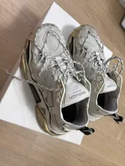 265 カルバン・クライン 205W39NYC 白のサムネイル