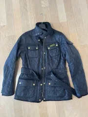 BARBOUR インターナショナル キルティング ジャケット ブラック 出品