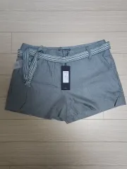 トミーヒルフィガー ハーフパンツ 新品